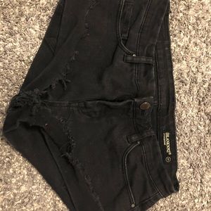 Blanknyc little queenie black shorts size 27